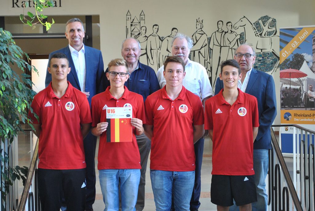 Voller positiver Erfahrungen und Erlebnisse kehrte die Delegation des vierten deutsch-chinesischen U16-Jugendfußballturnier in Shenyang und Qingdao nach Deutschland zurück. Foto: Benjamin Kloos