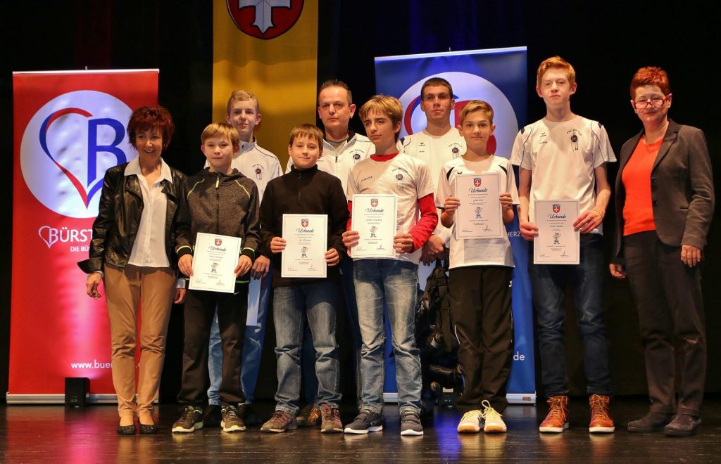Meisterleistungen und Spaß am Sport wie beim Pfeil- und Bogen-Club – das passt in Bürstadt sehr gut zusammen. Foto: Hannelore Nowacki